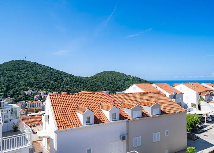 Burum - With Beautiful View 3 Daire Dubrovnik