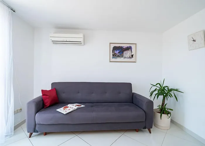 Burum - With Beautiful View 3 Daire Dubrovnik