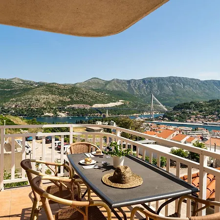 Apartment Burum - With Beautiful View 3