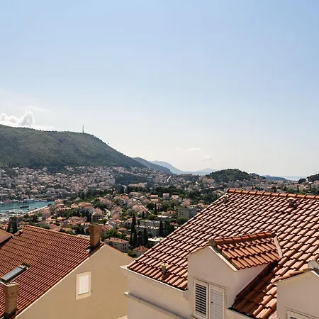 Burum - With Beautiful View 3 *