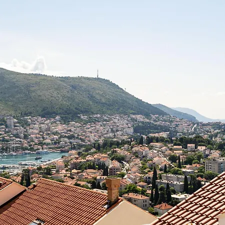 Apartment Burum - With Beautiful View 3 *