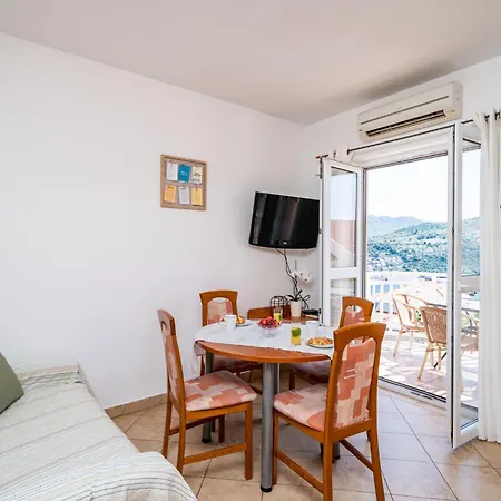 Apartment Burum - With Beautiful View 3
