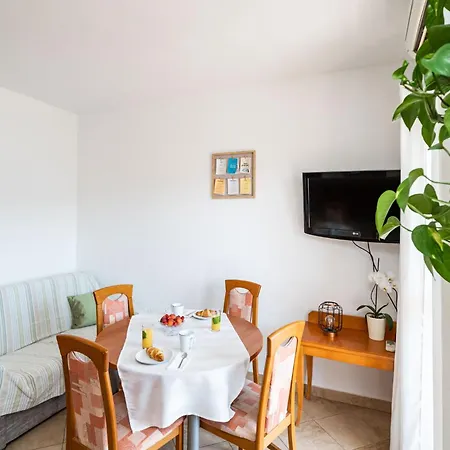 Burum - With Beautiful View 3 Apartment Dubrovnik