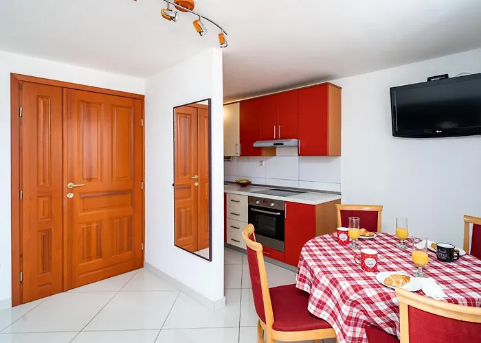 Burum - With Beautiful View 3 Apartament *