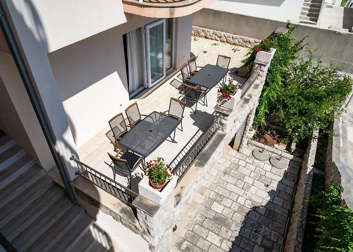 Apartment Burum - With Beautiful View 3 *