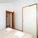 Burum - With Beautiful View 3 Daire Dubrovnik