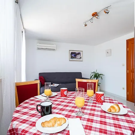 Burum - With Beautiful View 3 *