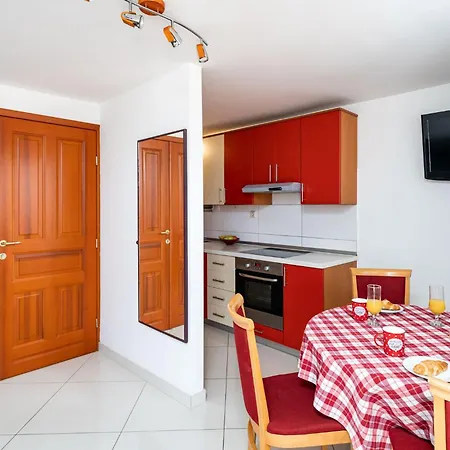 Burum - With Beautiful View 3 Lägenhet *