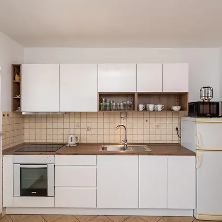 Burum - With Beautiful View 3 *