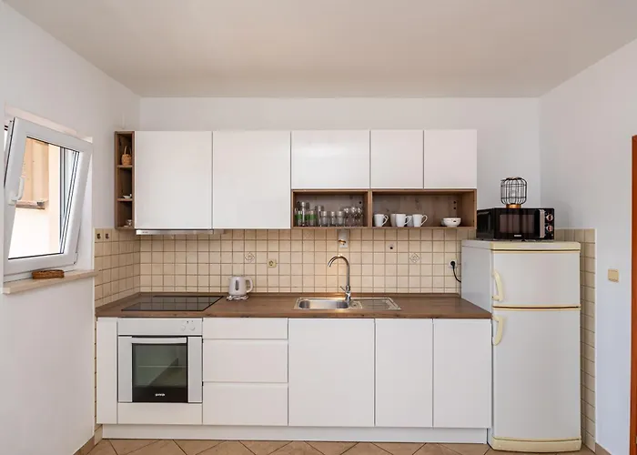 Burum - With Beautiful View 3 *